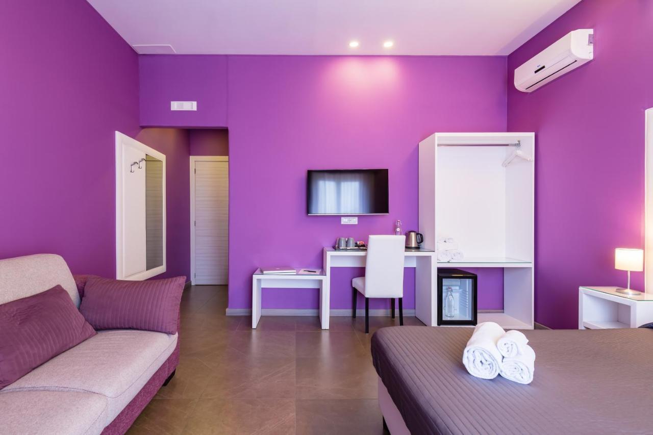 Bh Napoli Railway Hotel Екстериор снимка