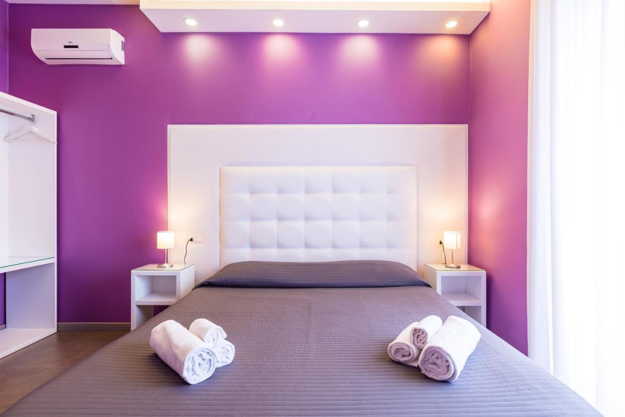 Bh Napoli Railway Hotel Екстериор снимка